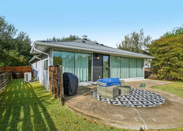 Holiday home Lakeside Retreat *